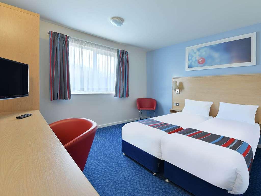 Travelodge Leicester Hinckley Road Стая снимка
